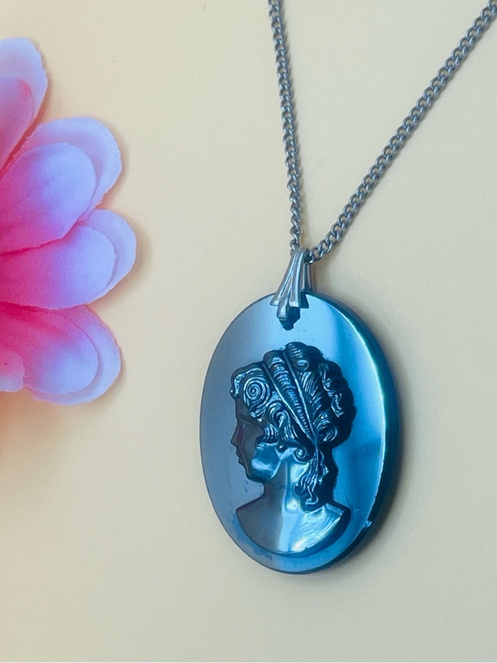 Cameo Pendant Necklace Black Glass w/ SilverTone 24" Chain